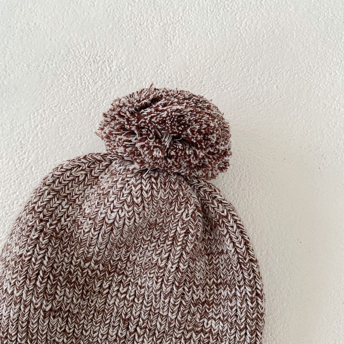 Knitted Baby Set – Pullover, Bottoms & Pom-Pom Hat